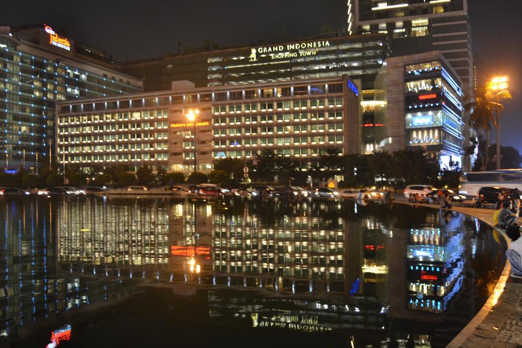 Focus Hotel Jakarta Exterior photo