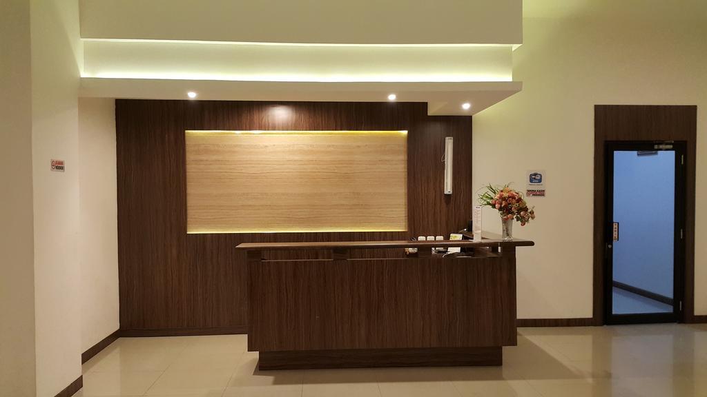 Focus Hotel Jakarta Exterior photo